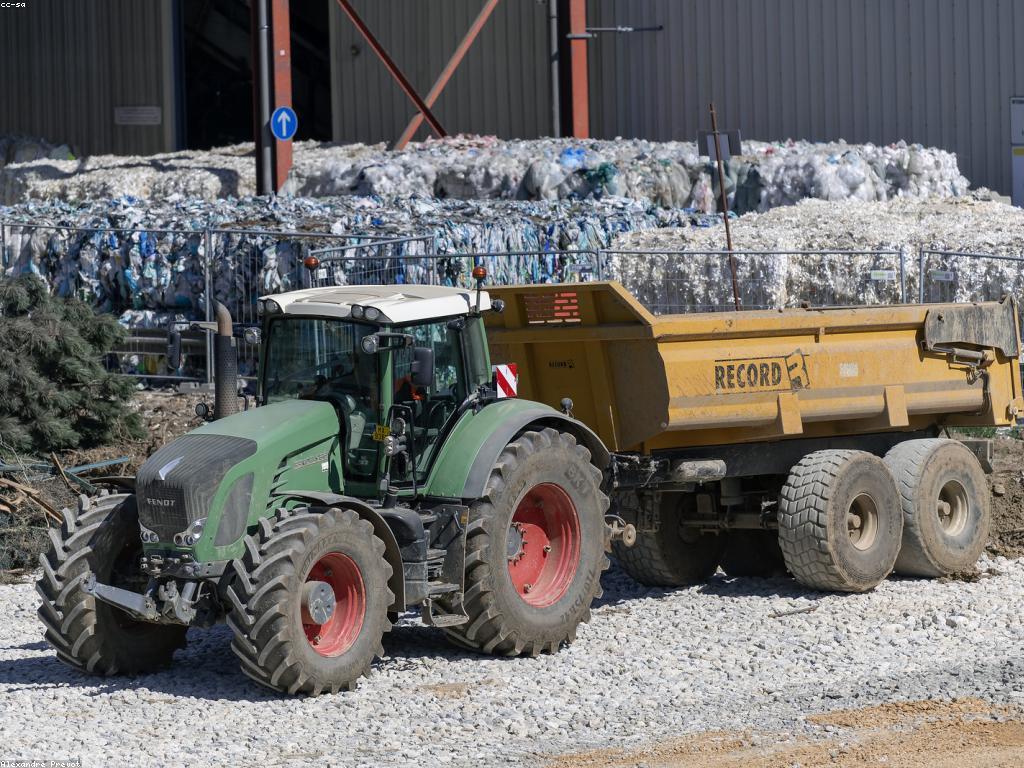 ការអាប់ដេតថ្មី: បច្ចេកវិទ្យាឌីជីថល និងការផ្លាស់ប្ដូរដែលអាចមានឥទ្ធិពលលើទីផ្សារ